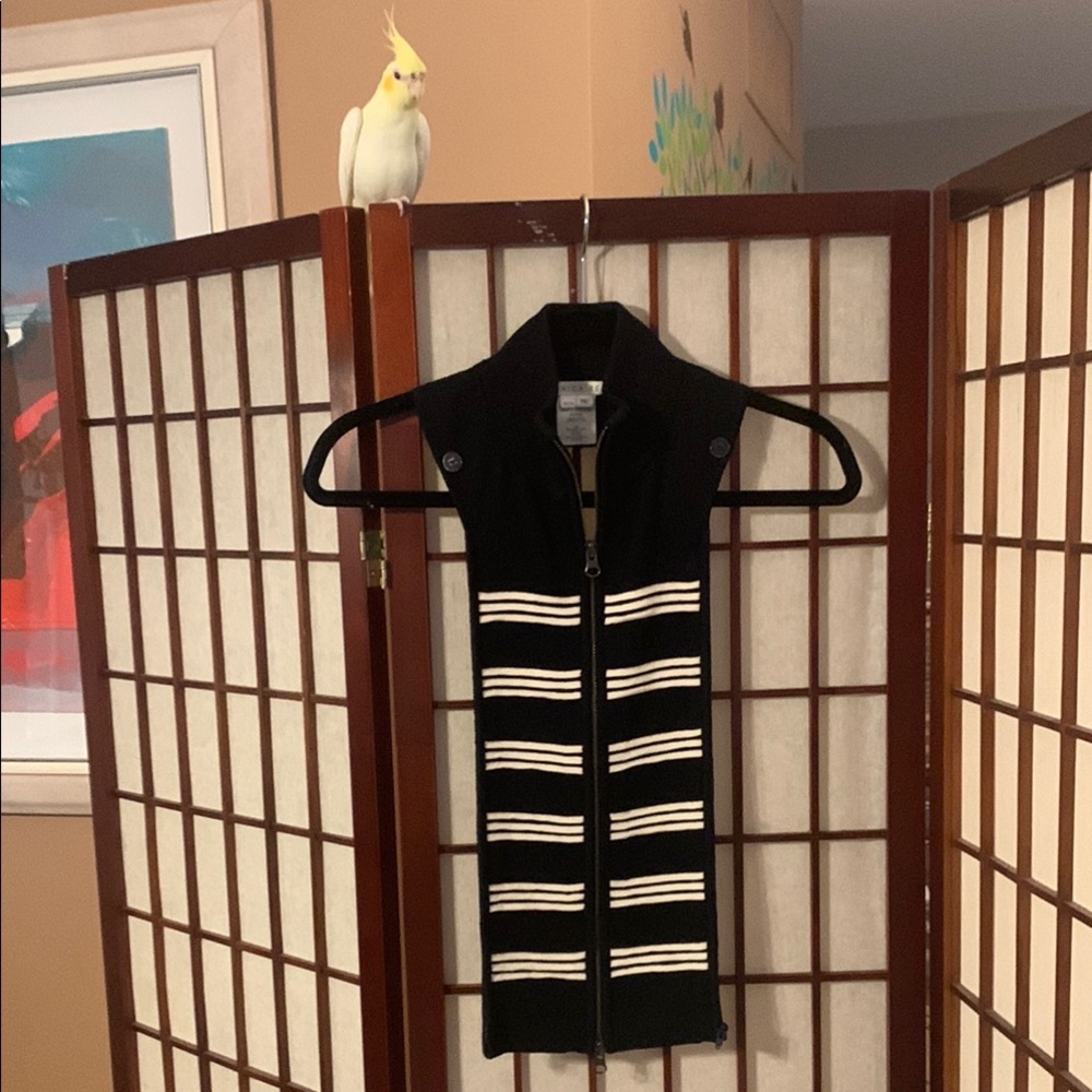 AuTH Veronica Beard Navy Persah Dickey